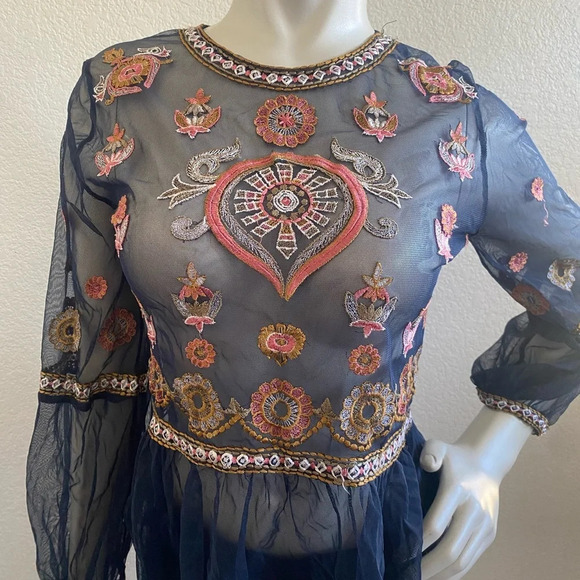 Zara Navy Blue Embroidered Long Sleeve Boho Top Size Small - Picture 7 of 13